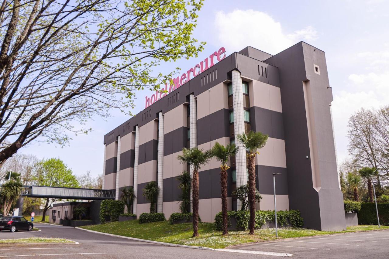 Mercure Pau Palais Des Sports Экстерьер фото