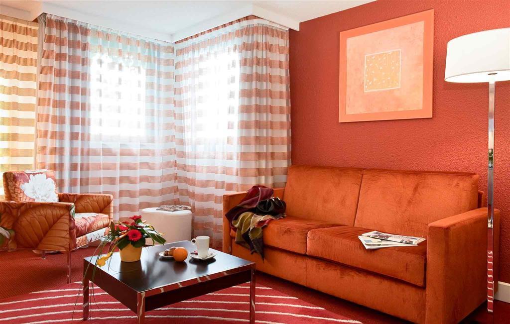 Mercure Pau Palais Des Sports Экстерьер фото
