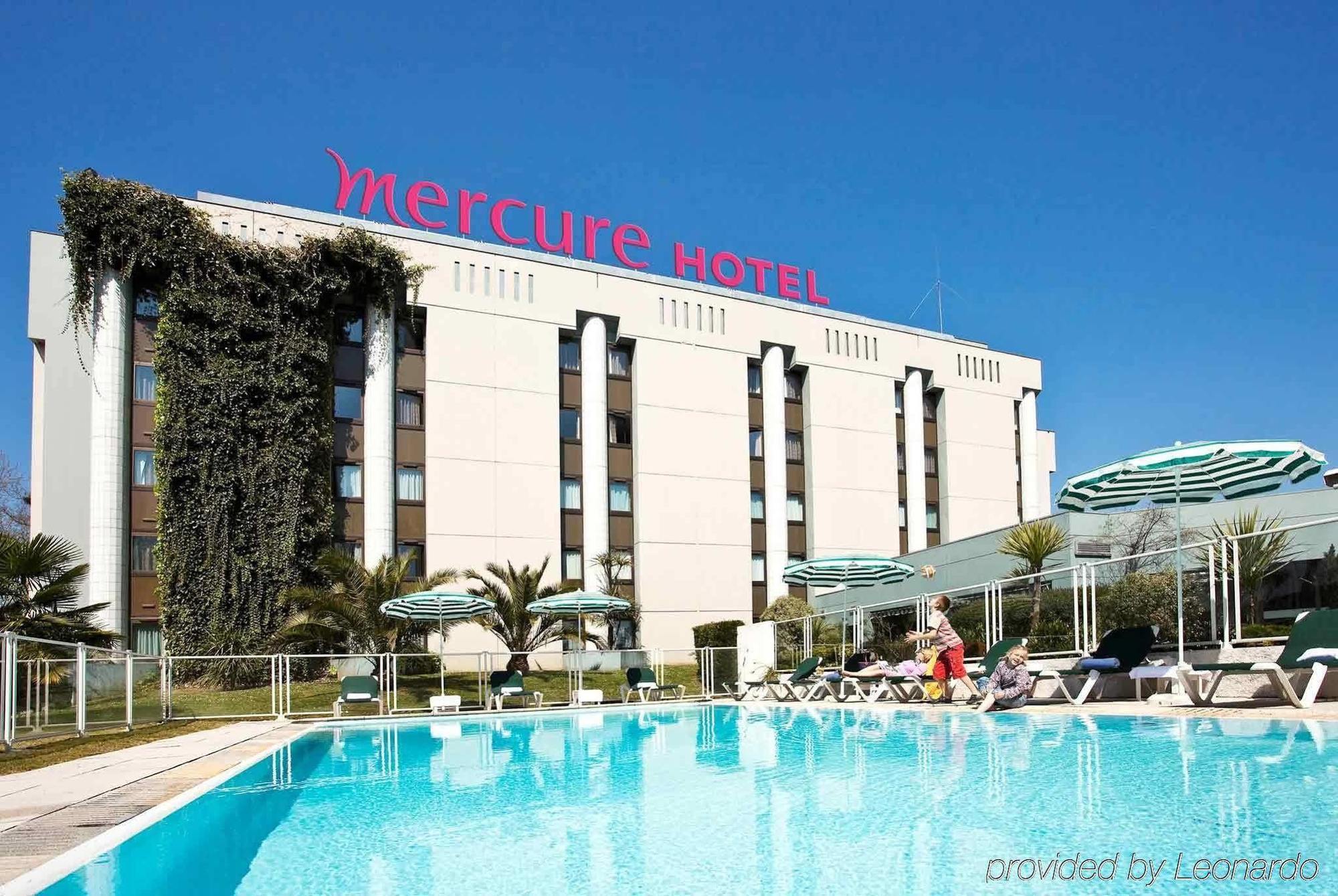 Mercure Pau Palais Des Sports Экстерьер фото
