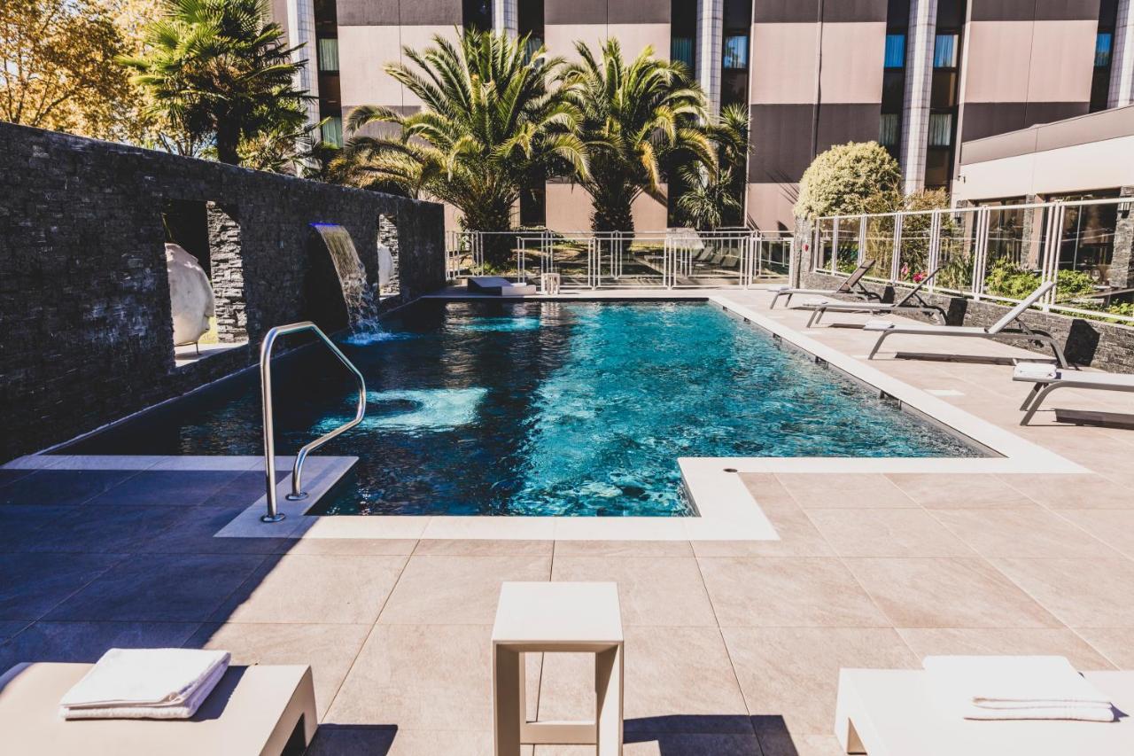 Mercure Pau Palais Des Sports Экстерьер фото